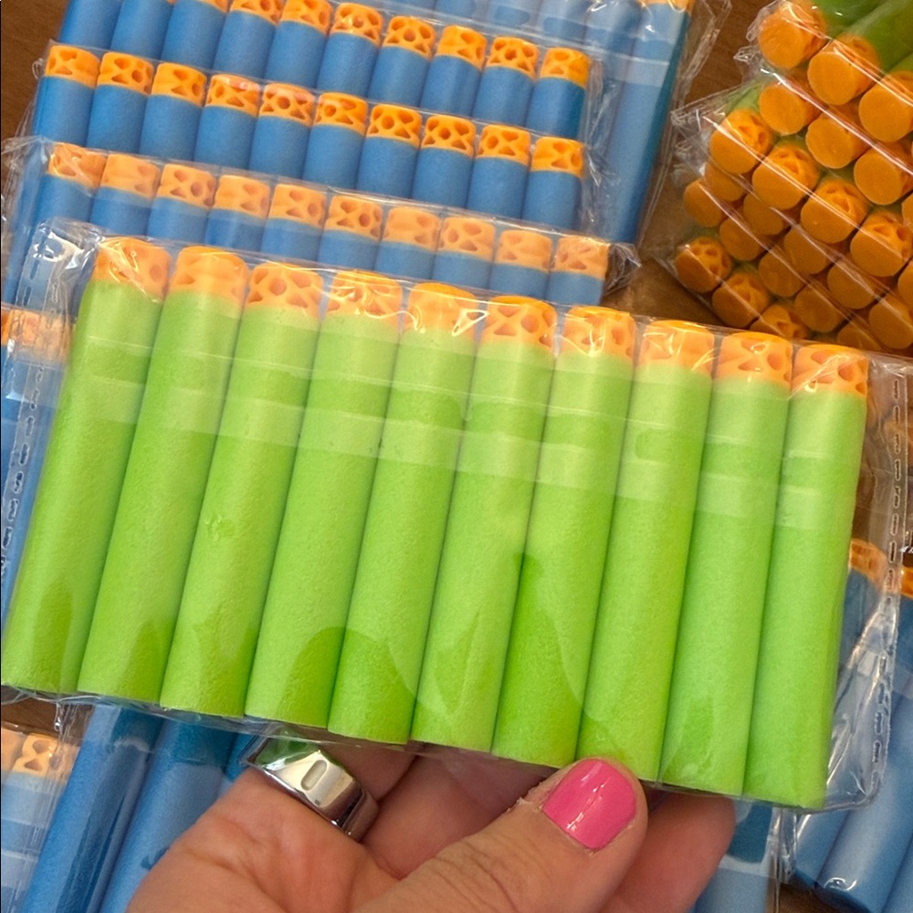 200 Nerf compatible Foam Darts - Picture 3 of 3